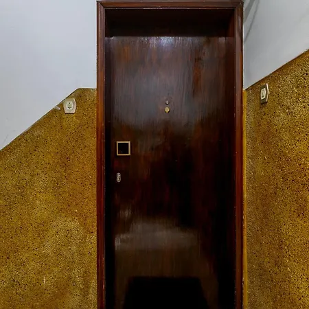 Remodeled Historical In The Center *