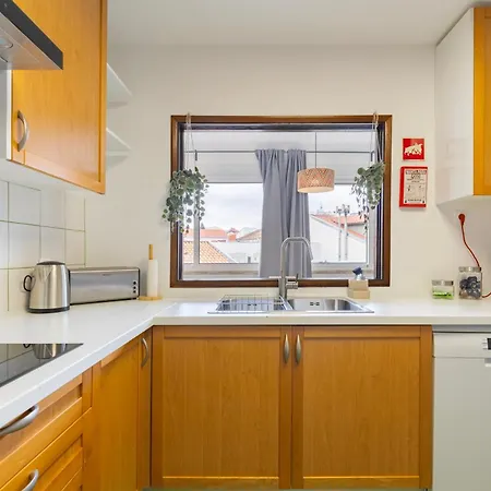 Remodeled Historical In The Center *