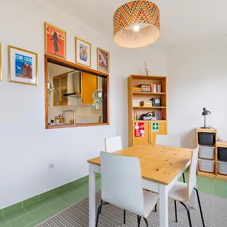 Remodeled Historical In The Center