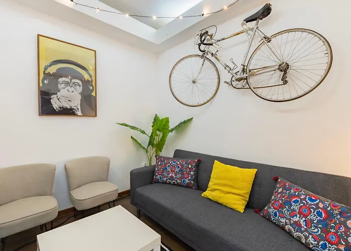 Remodeled Historical In The Center *