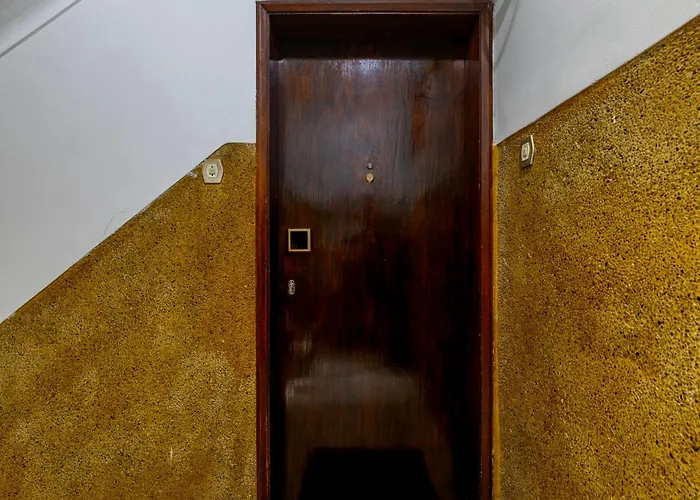 Remodeled Historical In The Center *