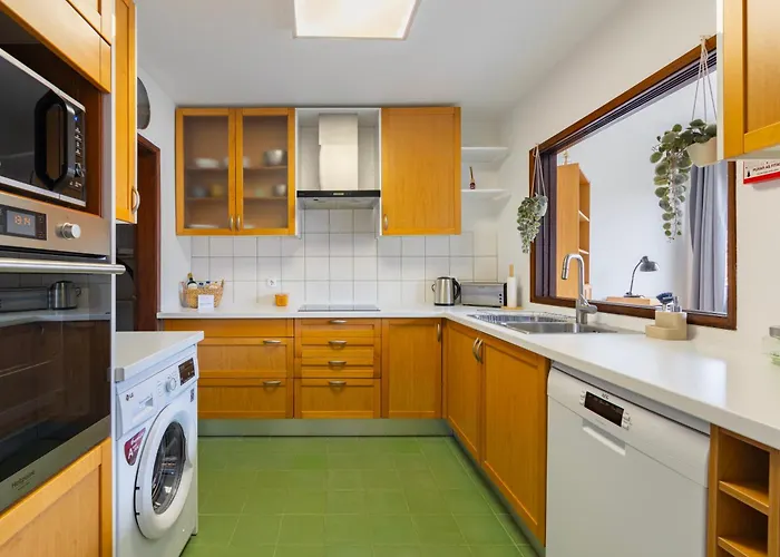 Apartment Remodeled Historical In The Center